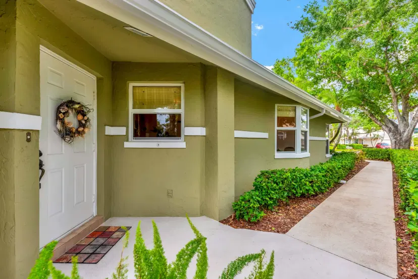 Picture of 2437 SW Foxpoint Trail, Palm City FL 34990
