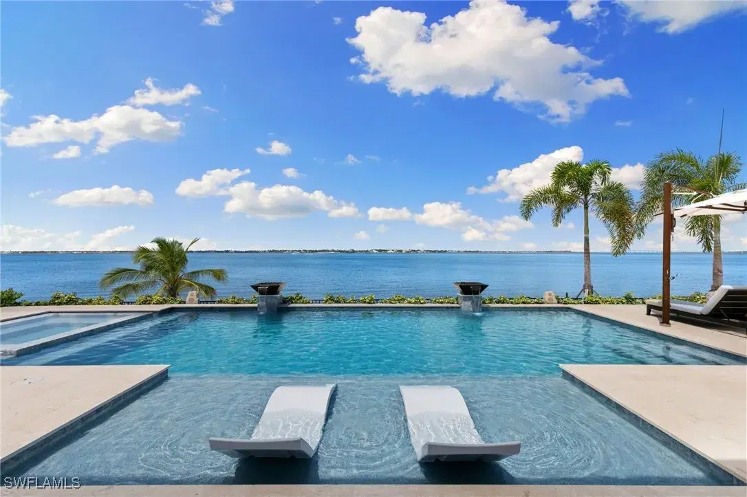 Picture of 11380 Longwater Chase Ct, Fort Myers, FL 33908