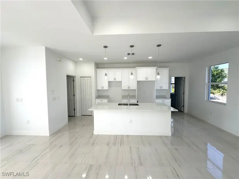 Picture of 472 Lillon Ave S, Lehigh Acres FL 33974