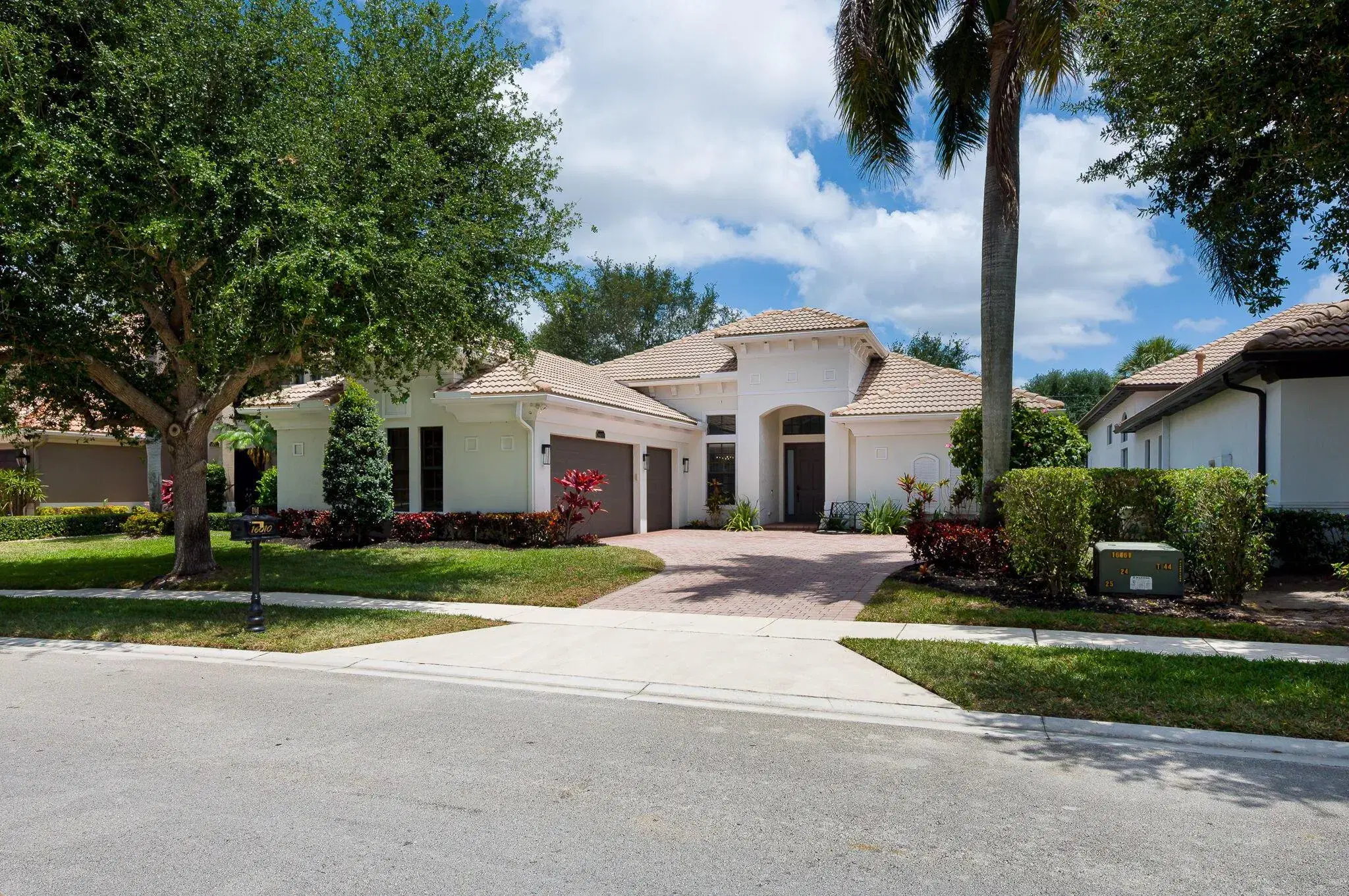Picture of 16010 Rosecroft Ter Terrace, Delray Beach, FL 33446