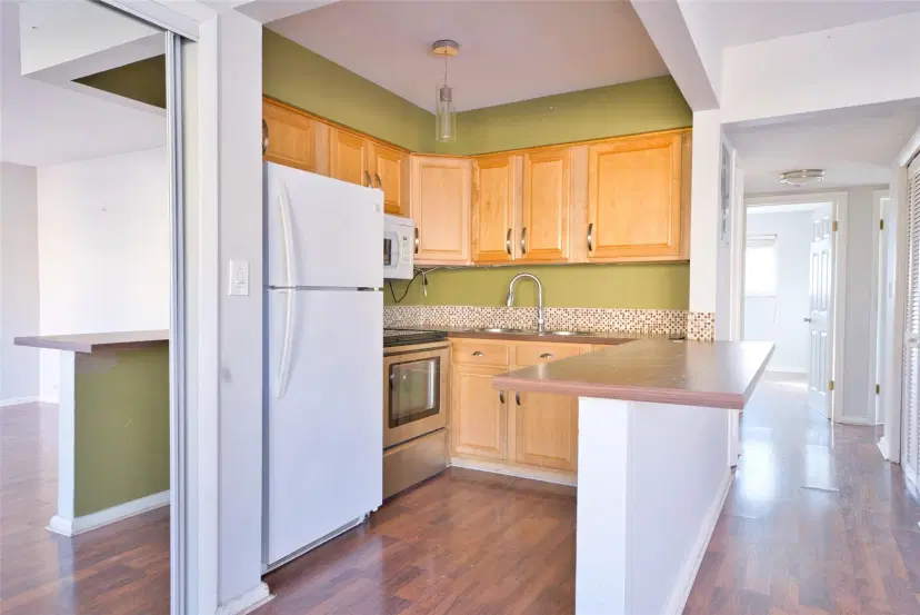 Picture of 4050 NE 12Th Ter 13-1, Oakland Park FL 33334