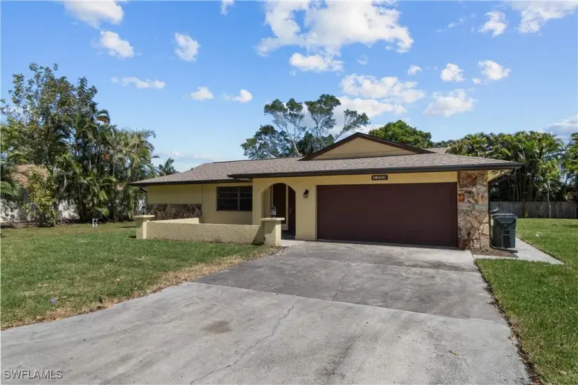 Picture of 1299 Kasamada Dr, Fort Myers FL 33919