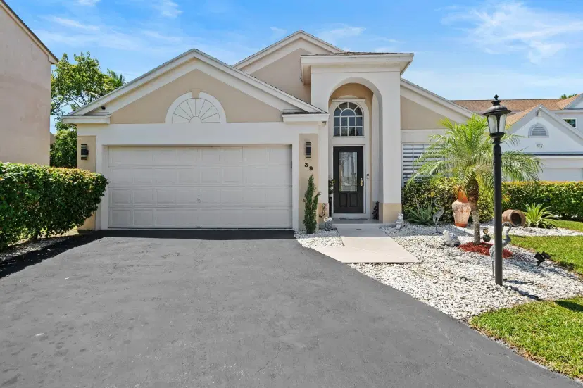 Picture of 39 Teal Way, Boynton Beach FL 33436