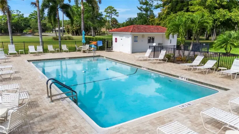 Picture of 1053 Forest Lakes Dr J206, Naples FL 34105