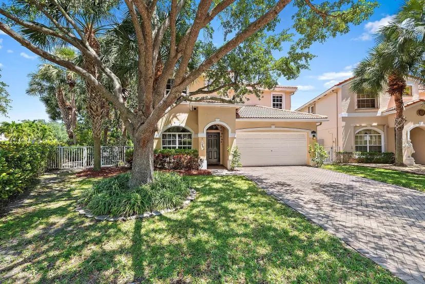Picture of 4474 Thornwood Circle, Palm Beach Gardens FL 33418