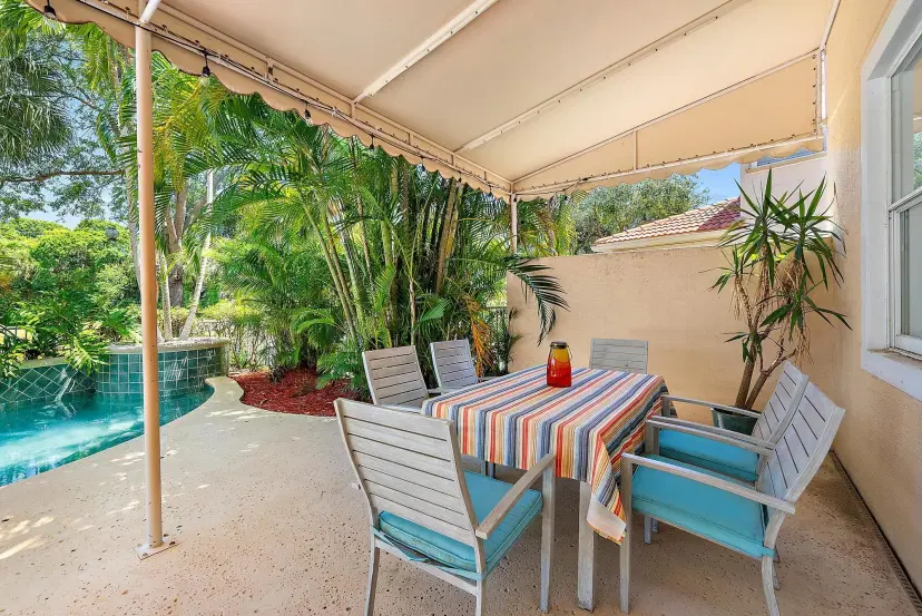 Picture of 4474 Thornwood Circle, Palm Beach Gardens FL 33418