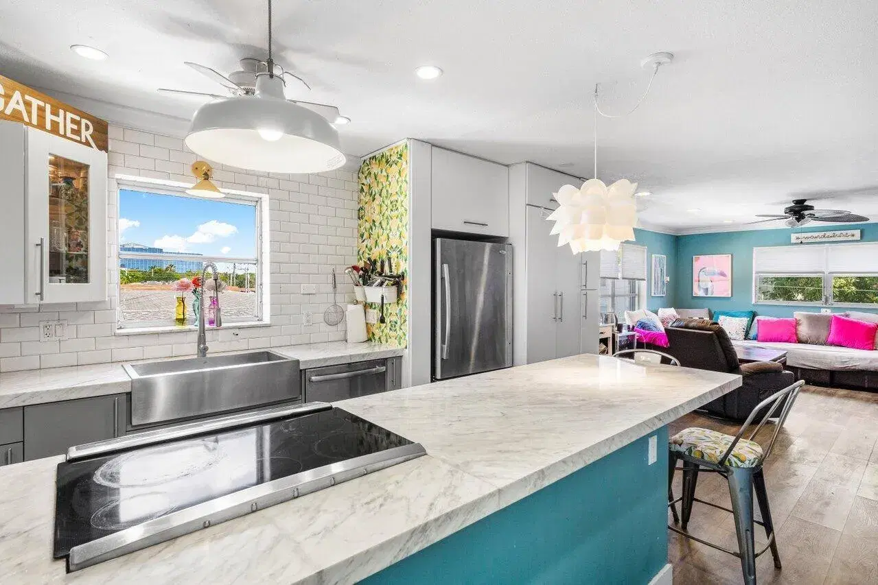 Picture of 515 S Crescent Drive 302, Hollywood, FL 33021