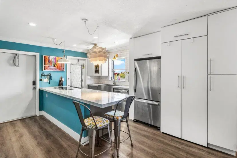 Picture of 515 S Crescent Drive 302, Hollywood FL 33021