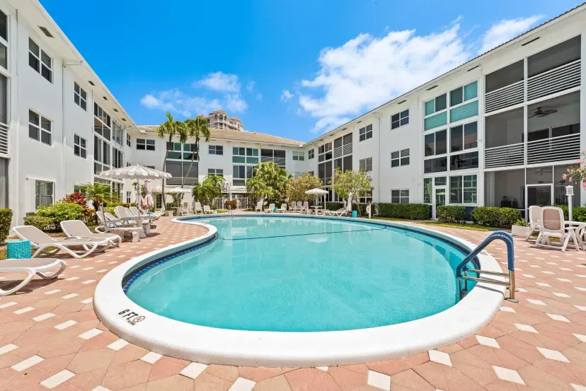Picture of 1461 S Ocean Blvd 110, Lauderdale By The Sea, FL 33062