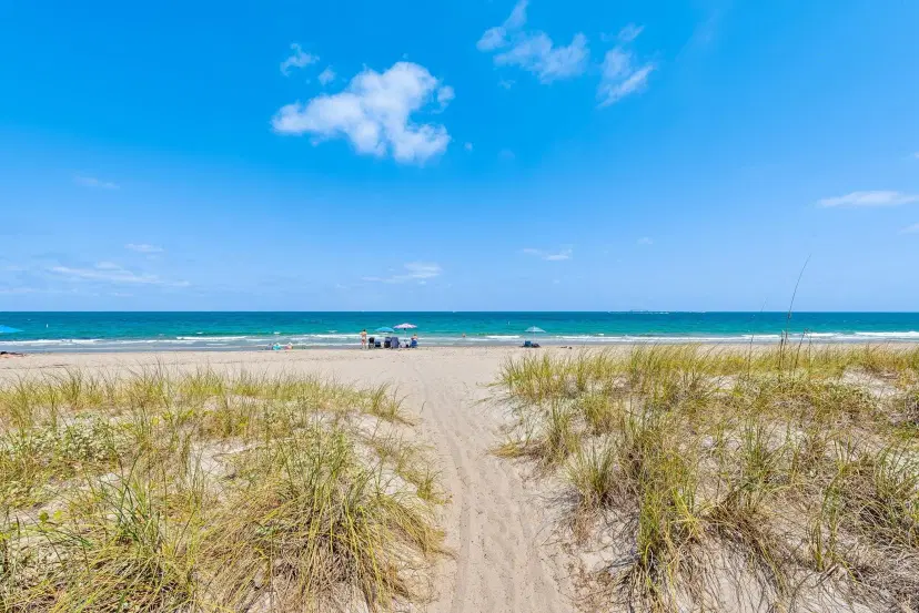 Picture of 1461 S Ocean Blvd 110, Lauderdale By The Sea, FL 33062