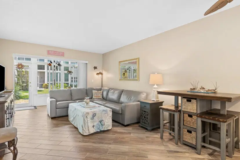 Picture of 1461 S Ocean Blvd 110, Lauderdale By The Sea, FL 33062