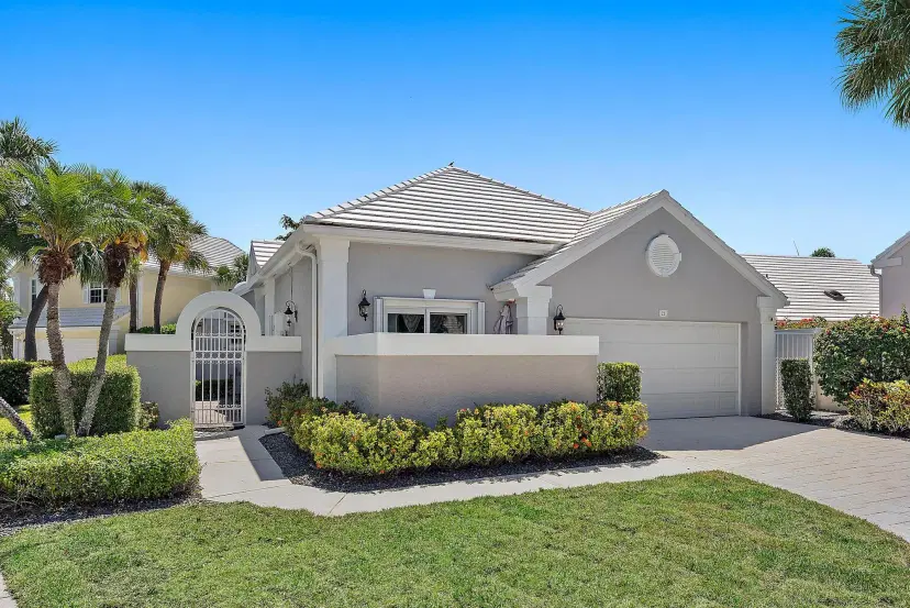 Picture of 21 Windsor Lane, Palm Beach Gardens FL 33418