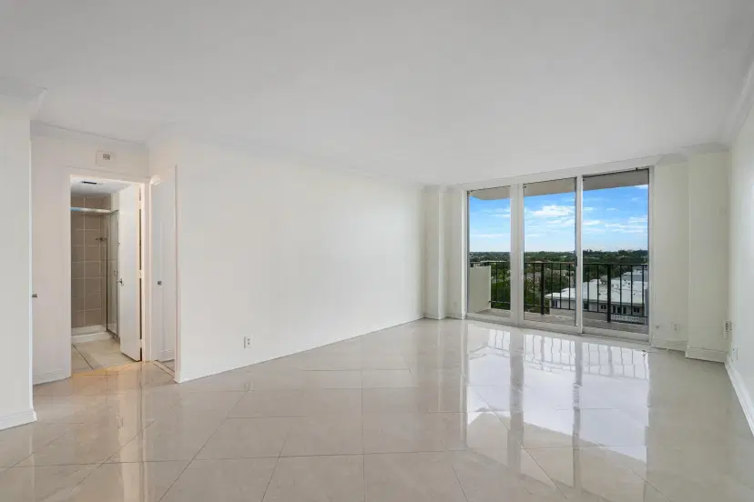 Picture of 1900 S Ocean Boulevard 7N, Lauderdale By The Sea FL 33062
