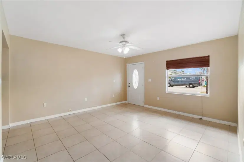 Picture of 853 95Th Ave N, Naples FL 34108