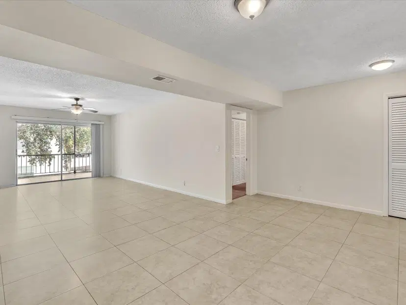 Picture of 614 NW 13Th Street 27, Boca Raton FL 33486