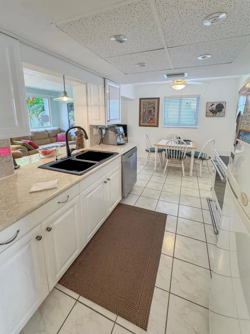 Picture of 2940 NW 1St Avenue, Pompano Beach FL 33064