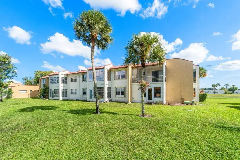 Picture of 203 Golden River Drive, West Palm Beach FL 33411