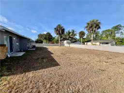 Picture of 231 Purdue St, Lehigh Acres, FL 33936