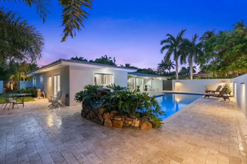 Picture of 2449 Bayview Dr, Fort Lauderdale FL 33305