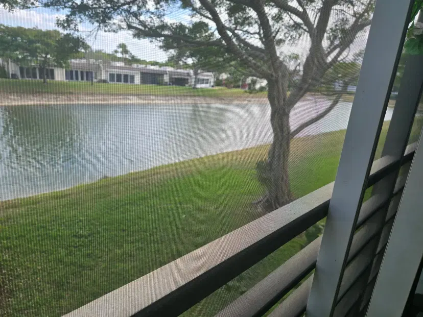Picture of 150 Lake Nancy Lane 221, West Palm Beach FL 33411