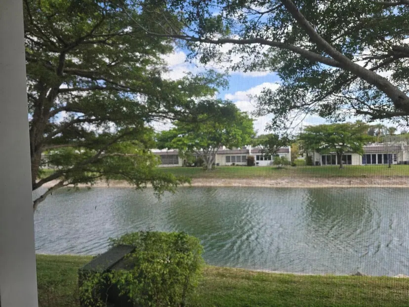 Picture of 150 Lake Nancy Lane 221, West Palm Beach FL 33411