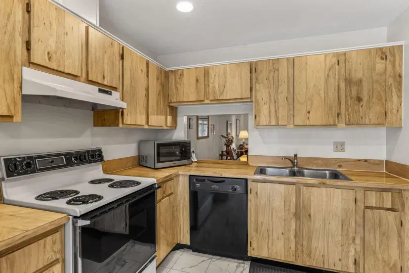 Picture of 5834 Moss Court 8, Fort Pierce FL 34982