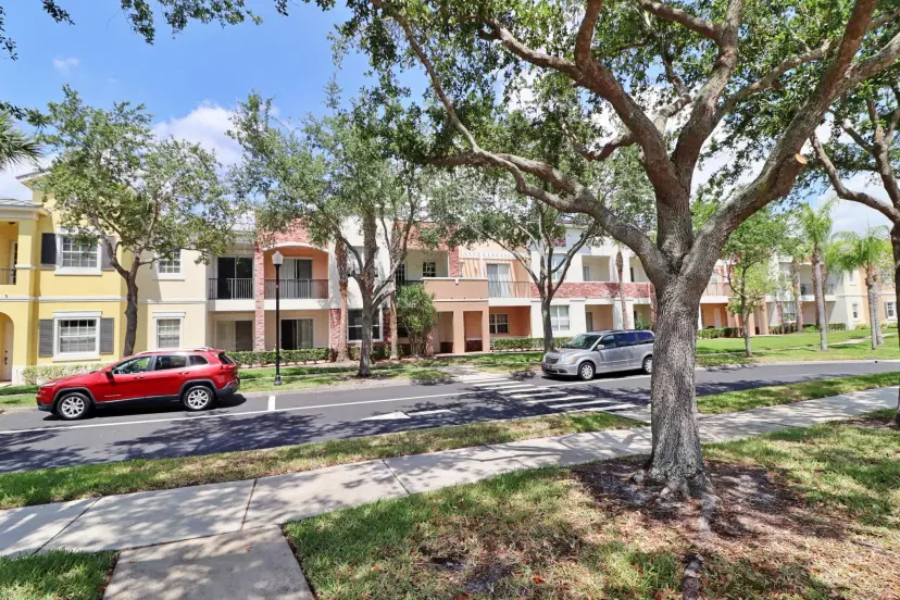 Picture of 10520 SW Stephanie Way 2204, Port St Lucie FL 34987