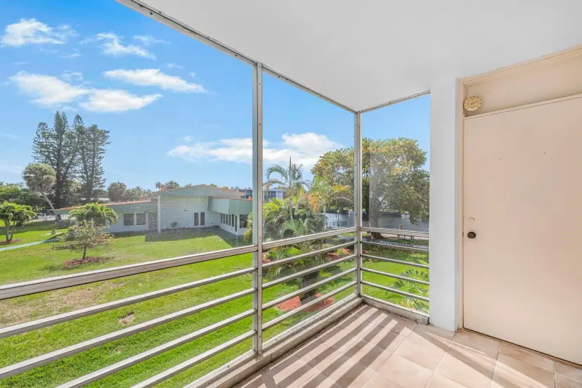 Picture of 2751 Taft St 208, Hollywood FL 33020