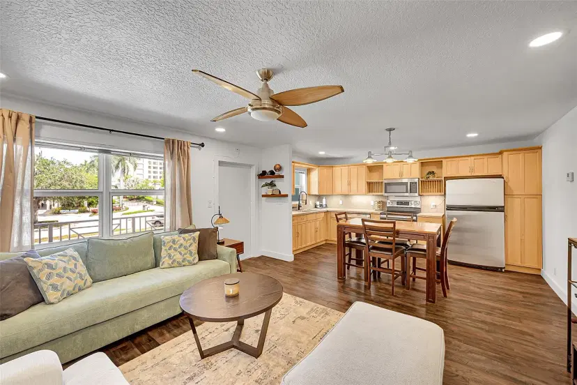 Picture of 2850 NE 14Th Street Cswy 203, Pompano Beach, FL 33062