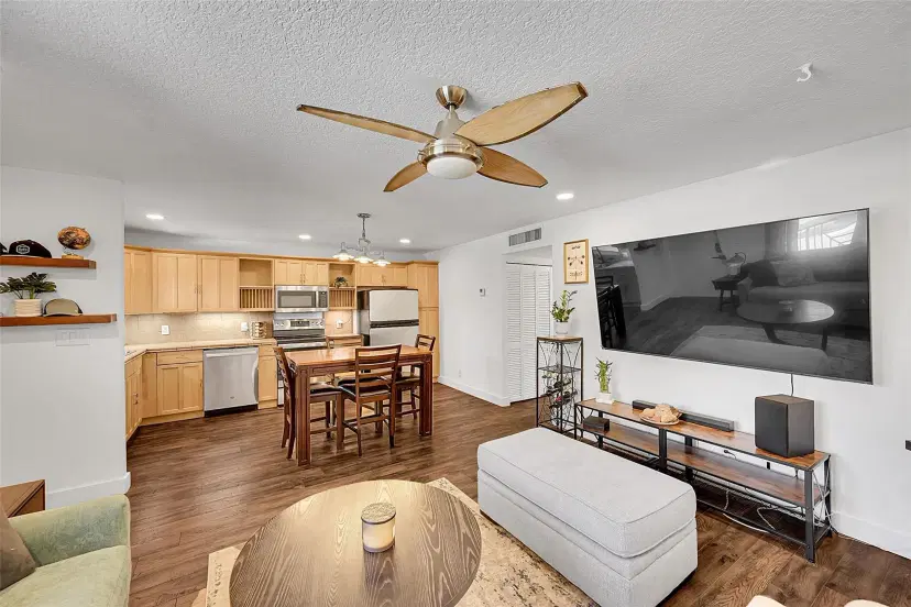 Picture of 2850 NE 14Th Street Cswy 203, Pompano Beach, FL 33062