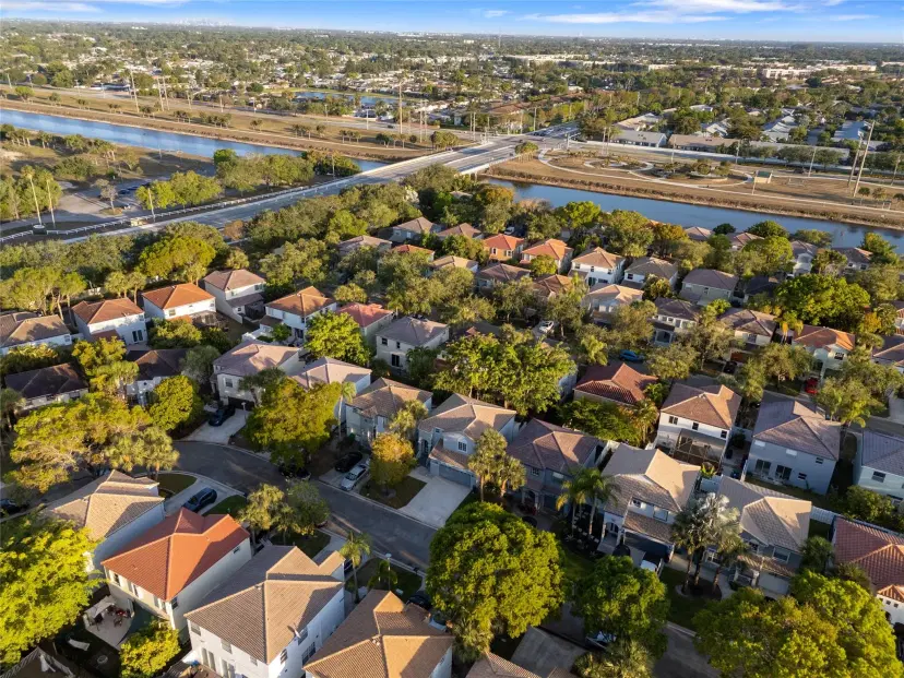 Picture of 11734 NW 1St Ct, Coral Springs FL 33071