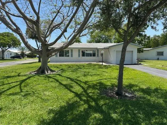 Picture of 8604 N Campanelli Blvd, Fort Lauderdale FL 33322