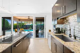 Picture of 2016 NE 29Th Ct, Fort Lauderdale, FL 33306