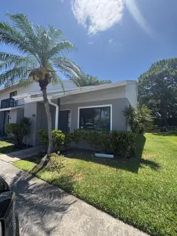 Picture of 401 Shoreview Drive Drive, Greenacres, FL 33463