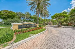 Picture of 140 Yacht Club Way 305, Hypoluxo, FL 33462