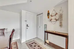 Picture of 140 Yacht Club Way 305, Hypoluxo, FL 33462
