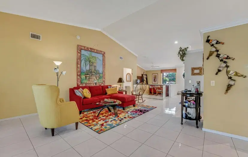 Picture of 9977 Harbour Lake Circle 201, Boynton Beach FL 33437