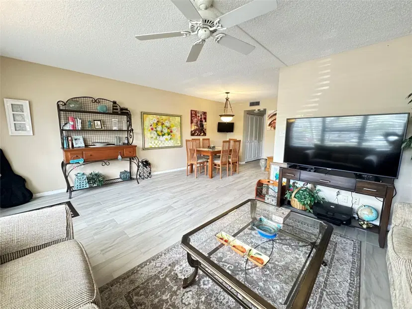 Picture of 1007 Oakridge A 1007, Deerfield Beach FL 33442