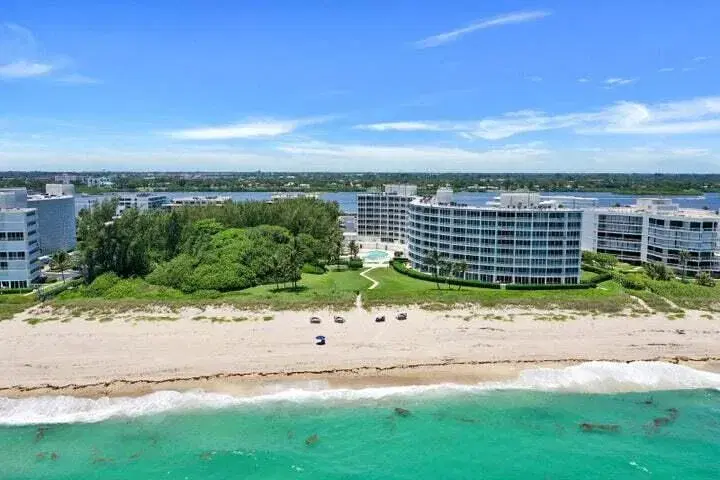 Picture of 2774 S Ocean Boulevard 106, Palm Beach FL 33480