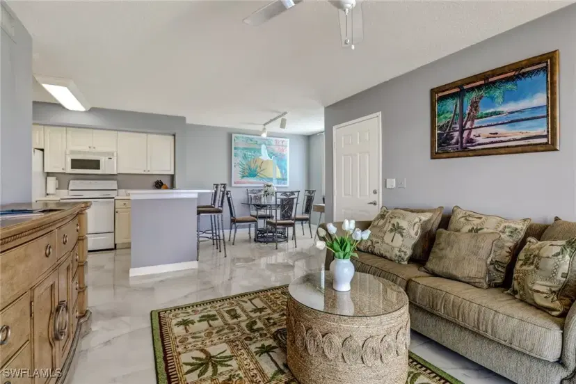 Picture of 1265 Wildwood Lakes Blvd 102, Naples FL 34104
