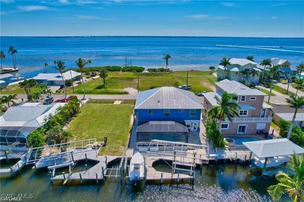 Picture of 3420 1St Ave, St. James City, FL 33956