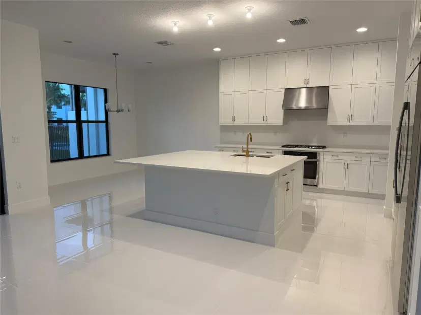 Picture of 8349 Royal County Down Rd, Boca Raton FL 33434