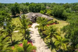 Picture of 11020 Homestead Ln, Fort Myers, FL 33905