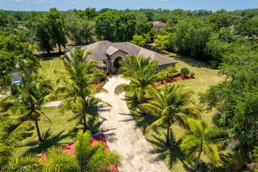 Picture of 11020 Homestead Ln, Fort Myers FL 33905