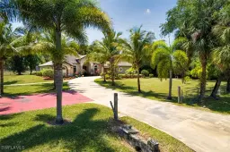 Picture of 11020 Homestead Ln, Fort Myers, FL 33905