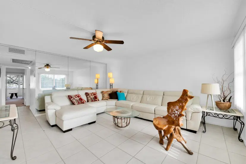 Picture of 250 Richmond F 250, Deerfield Beach FL 33442