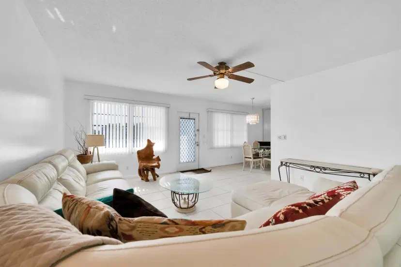 Picture of 250 Richmond F 250, Deerfield Beach FL 33442