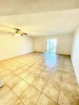 Picture of 2061 NW 47Th Ter 210, Lauderhill, FL 33313