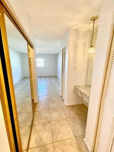 Picture of 2061 NW 47Th Ter 210, Lauderhill FL 33313