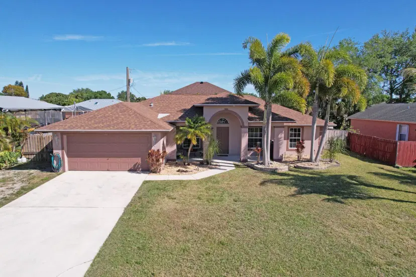 Picture of 571 SW Baoy Avenue, Port St Lucie FL 34953
